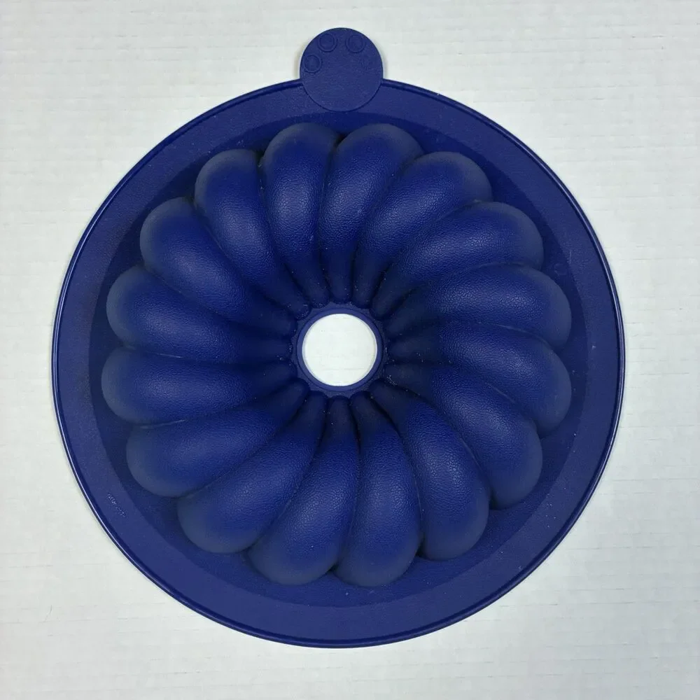 Smartware Silicone Food Grade Non Stick Bundt Jello Salad Mold Blue Bakeware